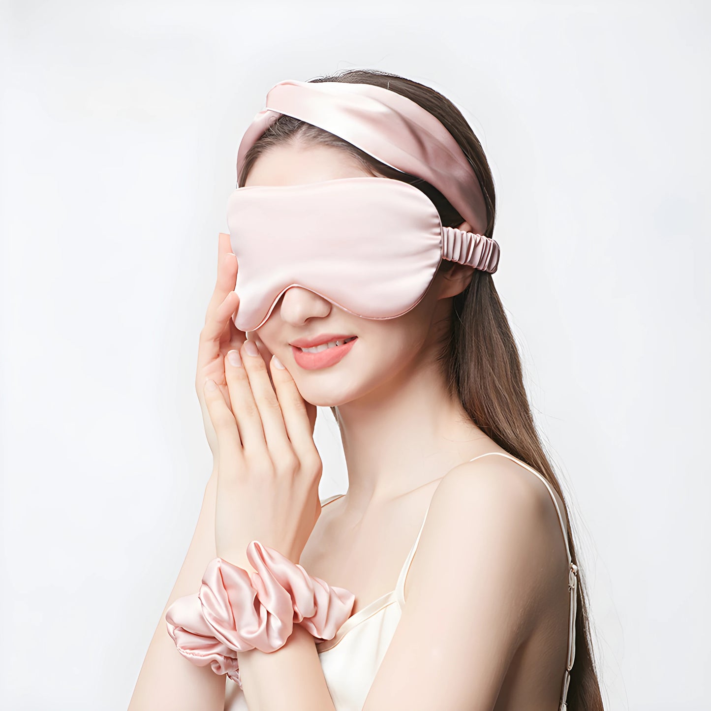 Luxuriöses Set aus 100% Maulbeer-Seidenschlafmaske, Haargummi und Haarband